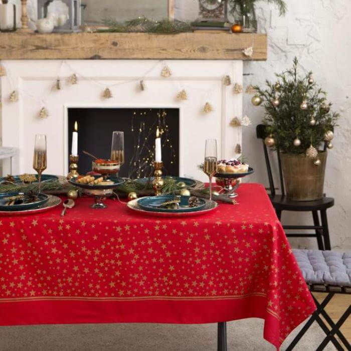 Скатерть 149х220 ЭТЕЛЬ GOLD STARS 100%хлопок красный_Каталог-v2_MIRTECK