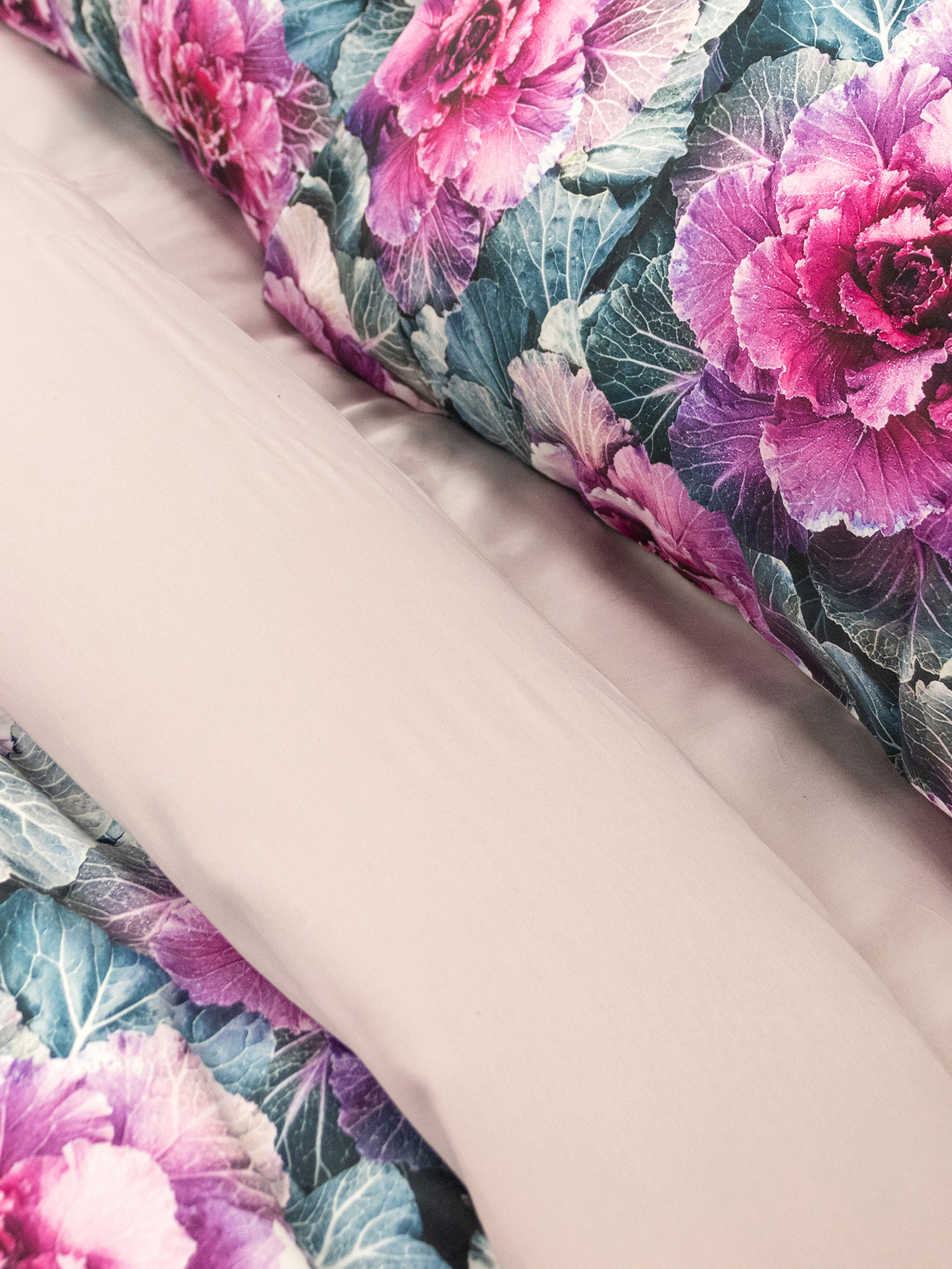 Постельное белье ЕВРО МИРТЕК  ПИОНЫ 200х220-1шт 240х260-1шт 50х70-2шт 100%хлопок голубой_Каталог-v2_MIRTECK