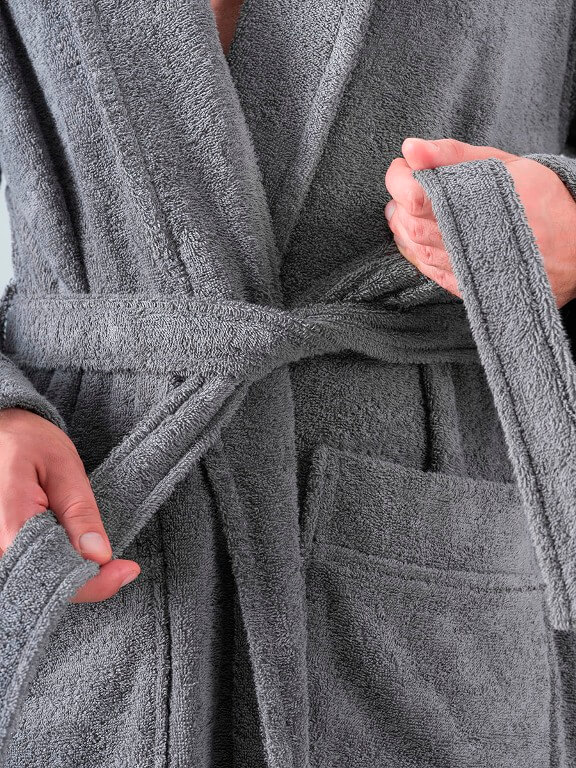 леон тсерый 2