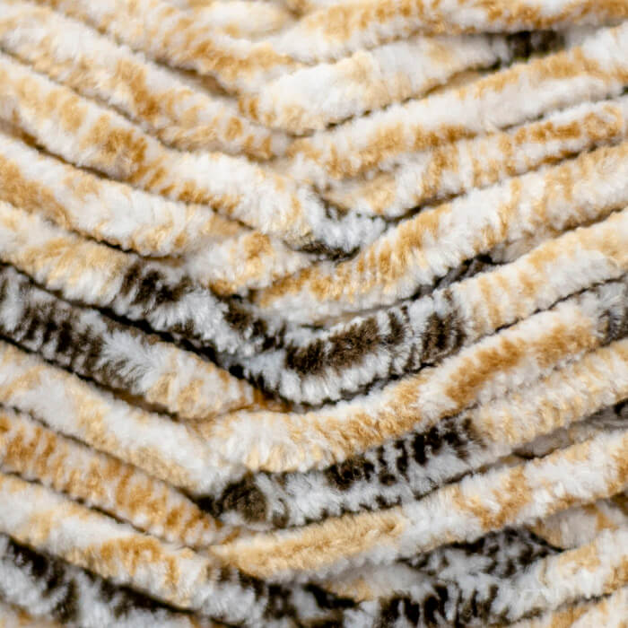 YARNART Dolce 100г-120м 100%пэ (802-бел/беж/черный)