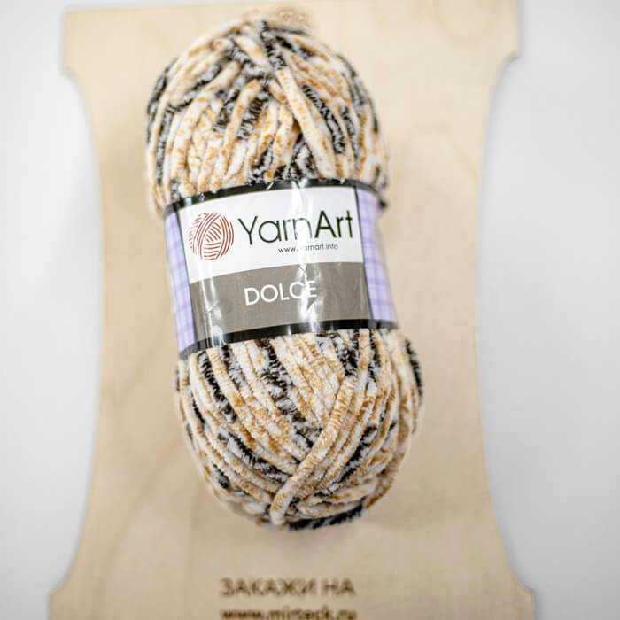 YARNART Dolce 100г-120м 100%пэ (802-бел/беж/черный)