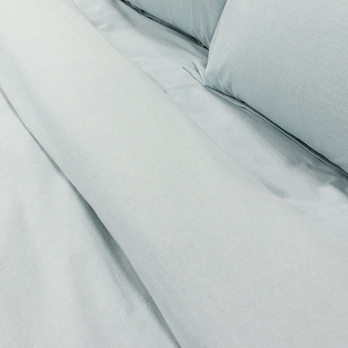 photo_5249175932885923975_x